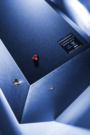 Rückansicht des Lautsprechersystems acousticon dB-110.